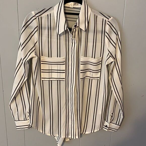 J.O.A. Los Angeles Cream & Black Striped Blouse Size XS - Picture 1 of 2